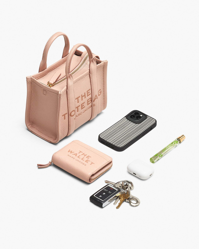 THE LEATHER CROSSBODY TOTE BAG 4