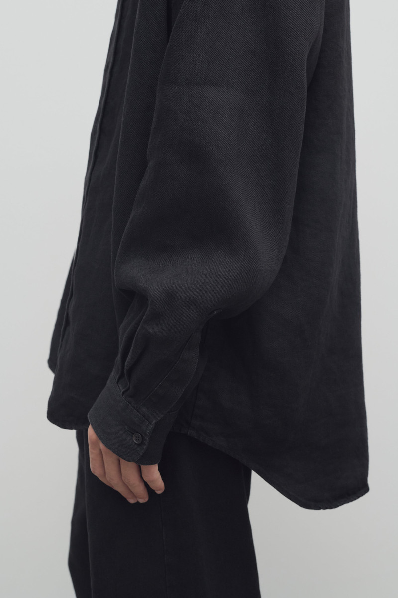 Penn Shirt in Linen 6