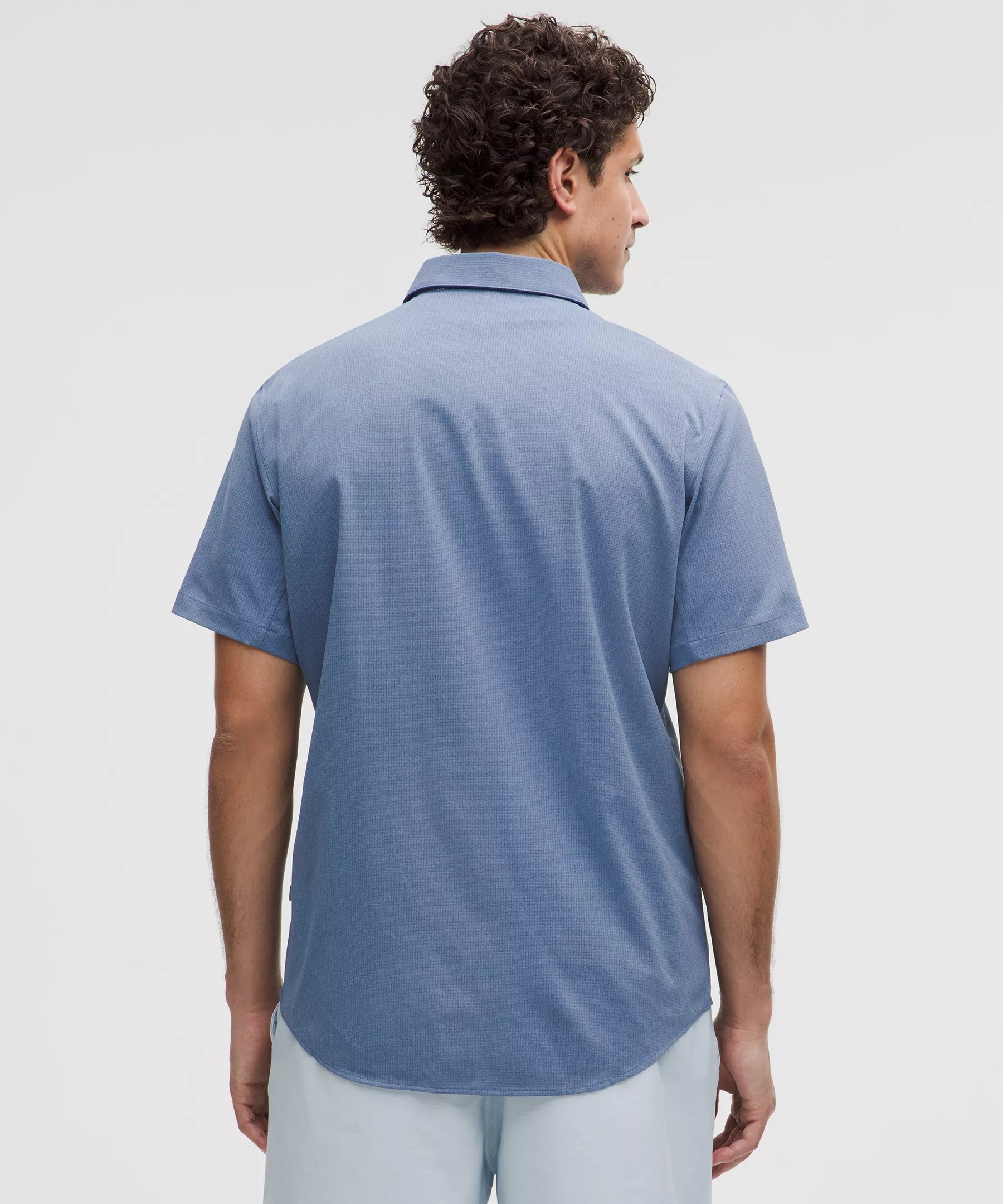 Airing Easy Short-Sleeve Shirt - 3
