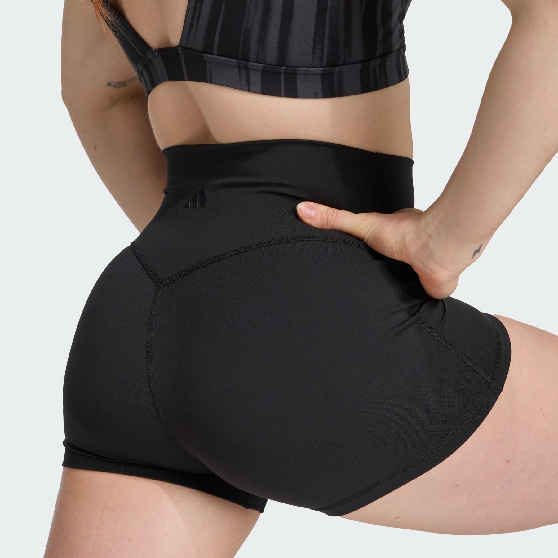 All-Me Sculpt Booty Short Leggings - 5