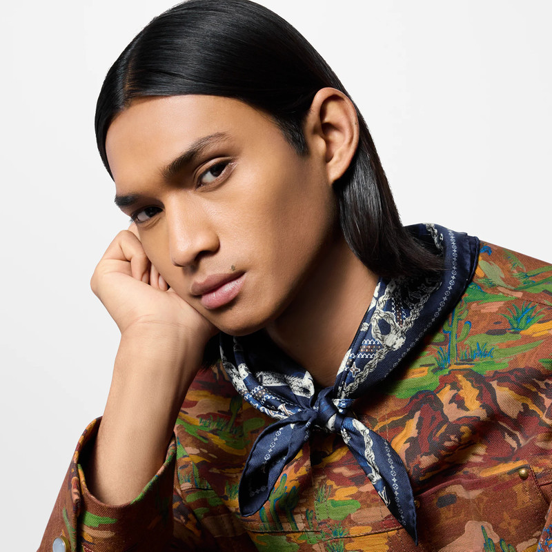 LV Dynasty Silk Bandana 4