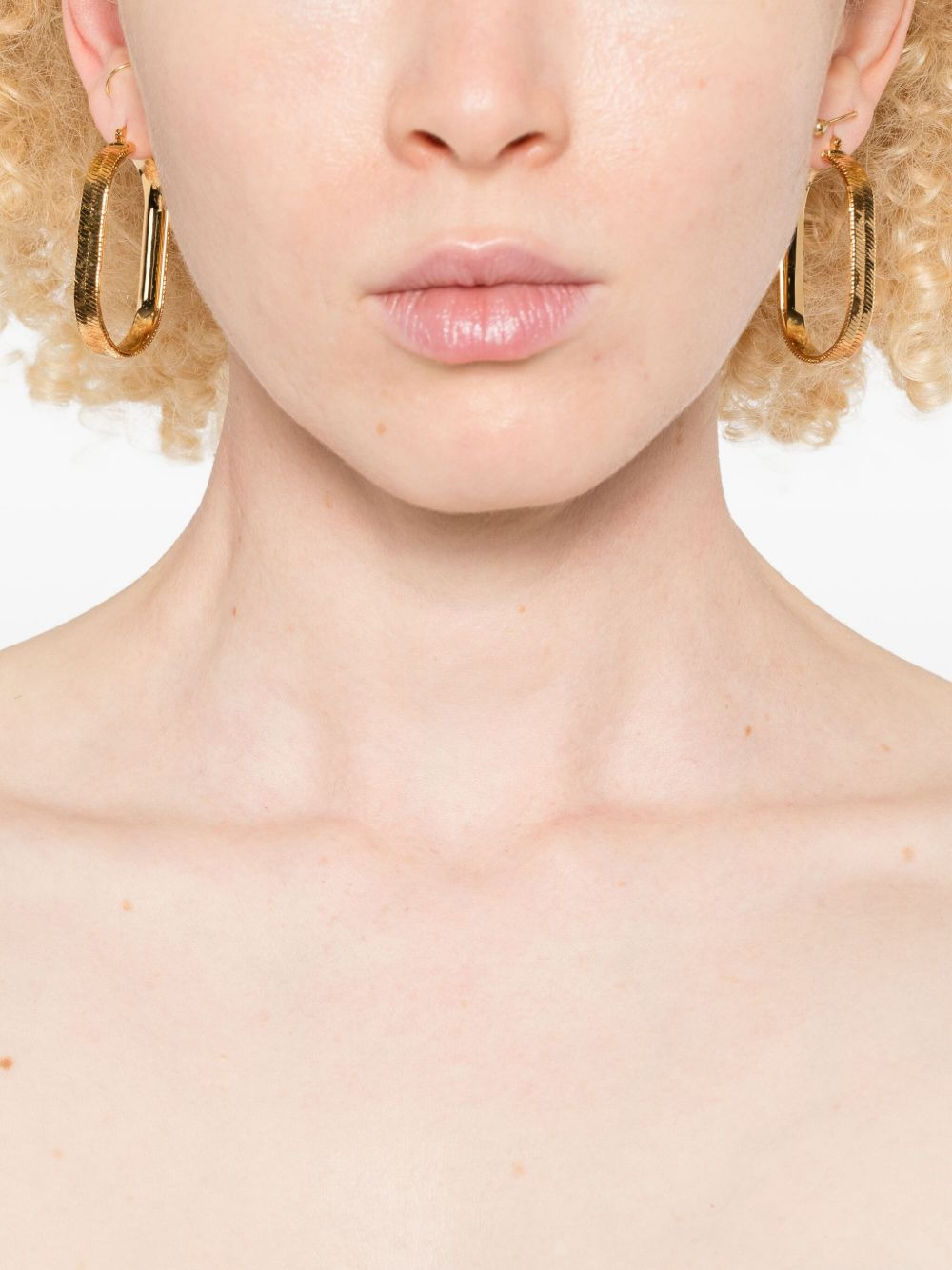 herringbone-textured oval earrings - 2