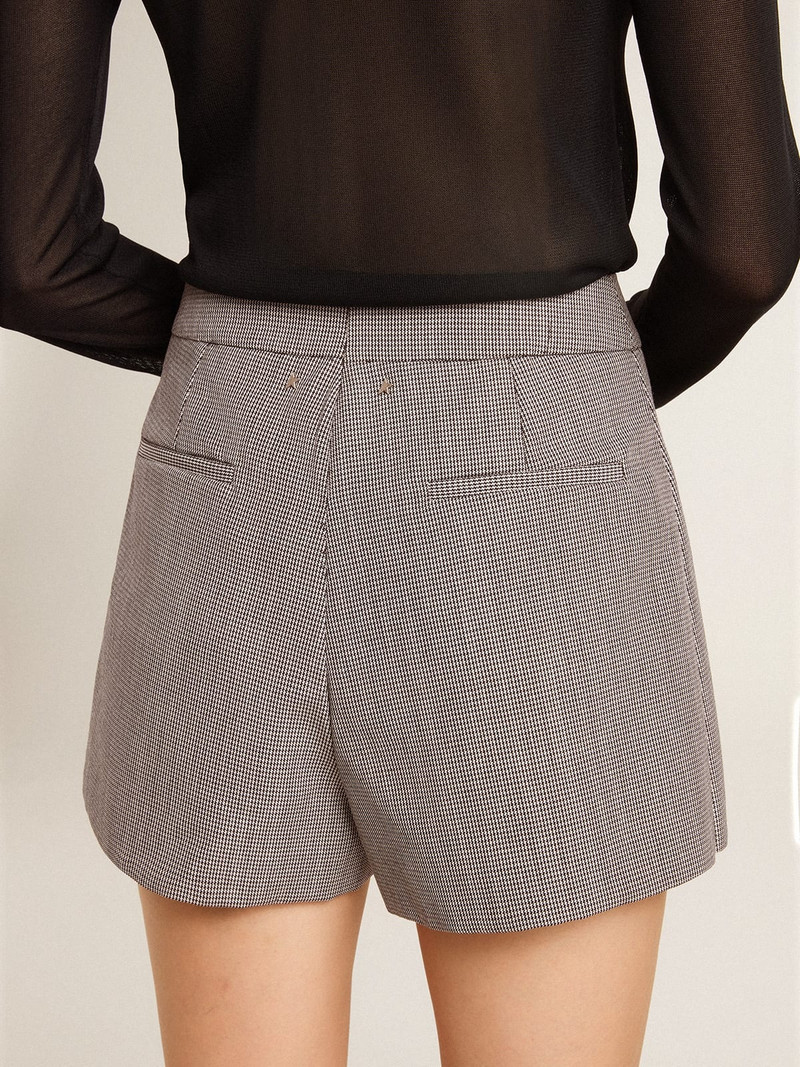 Women's gray mini shorts in houndstooth wool 5
