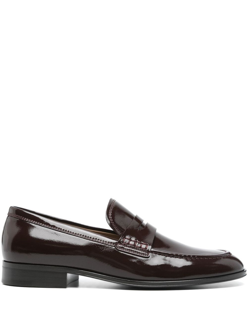 가죽 loafers 1