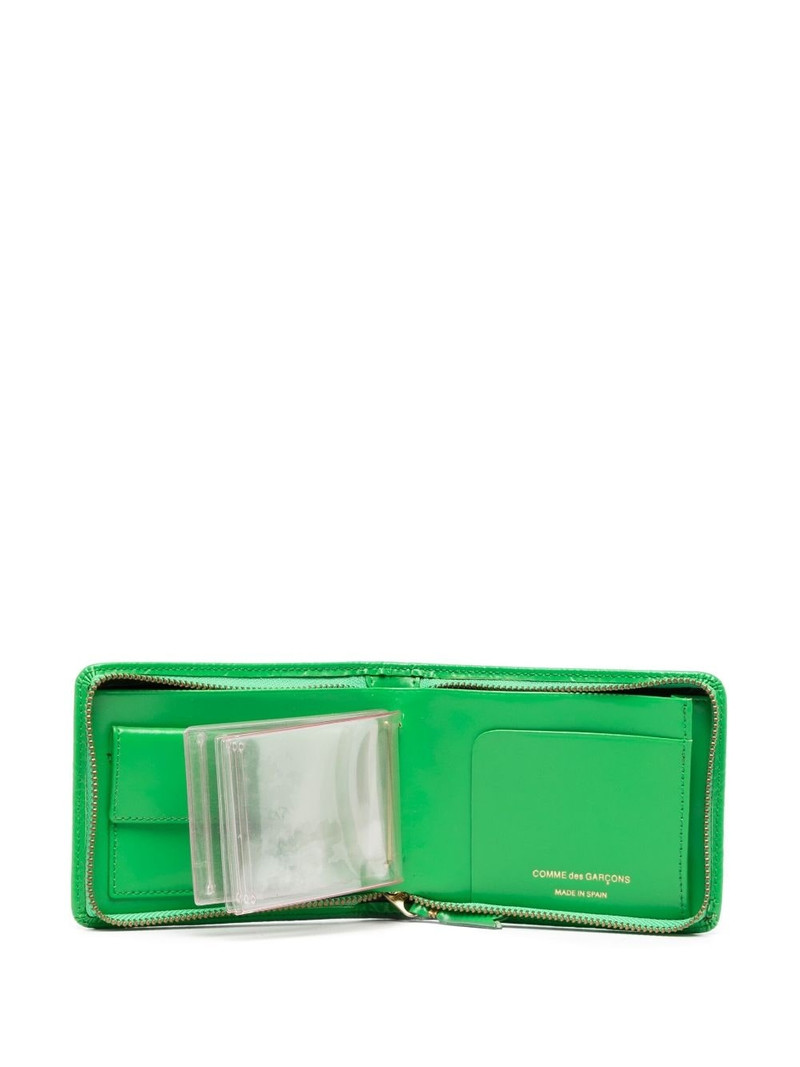 embossed leather wallet 3