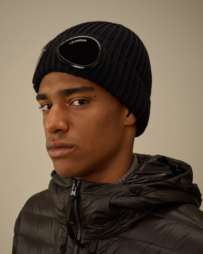 C.P. Company Extrafine Merino Wool Goggle Beanie outlook