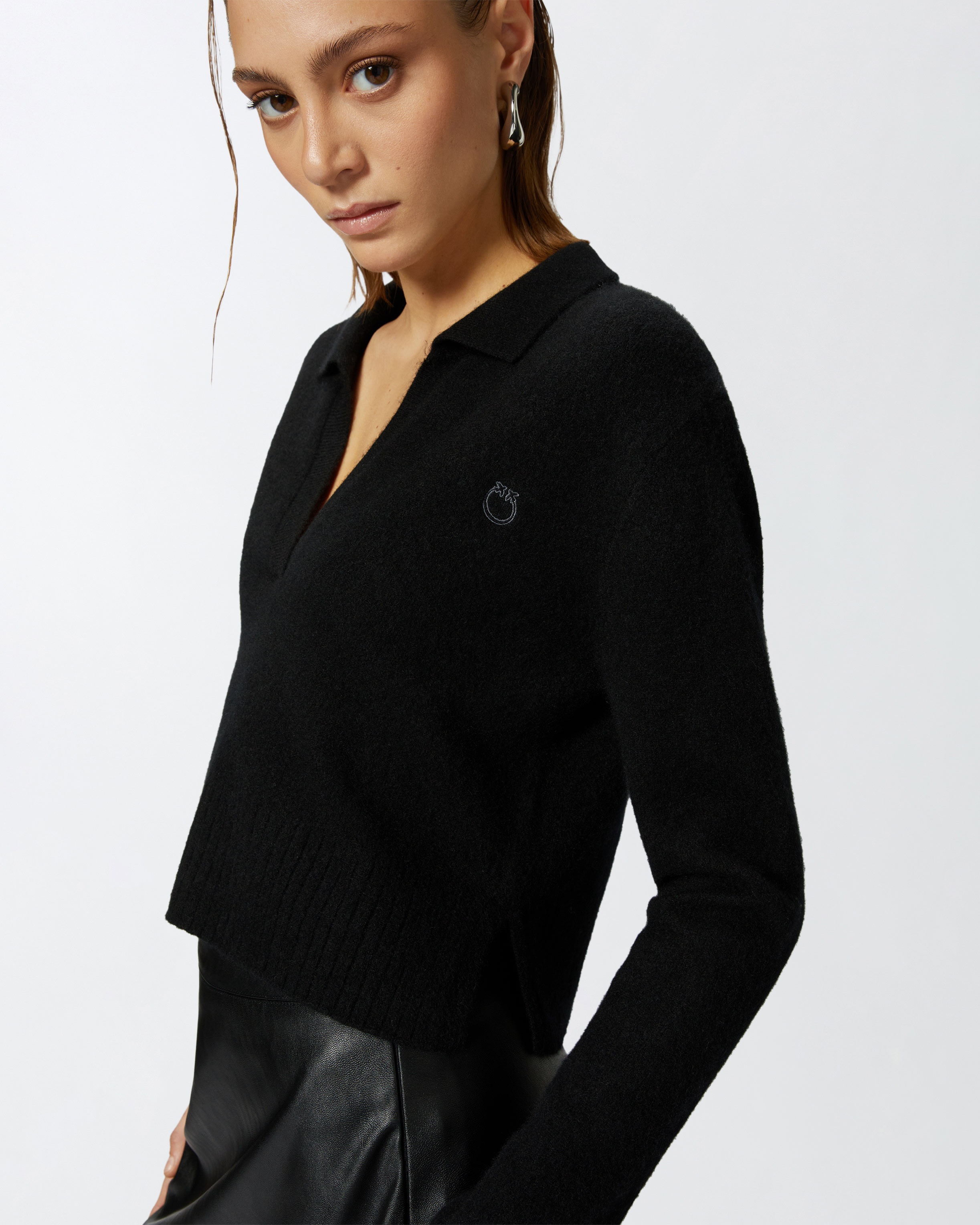 SHORT CASHMERE-BLEND SWEATER WITH COLLAR - 5