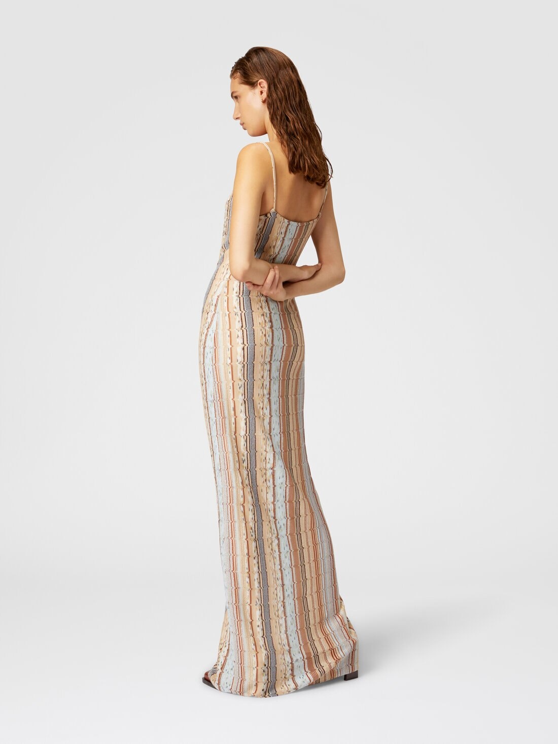 Sleeveless dress with zig zag lamé fret and central button placket - 3
