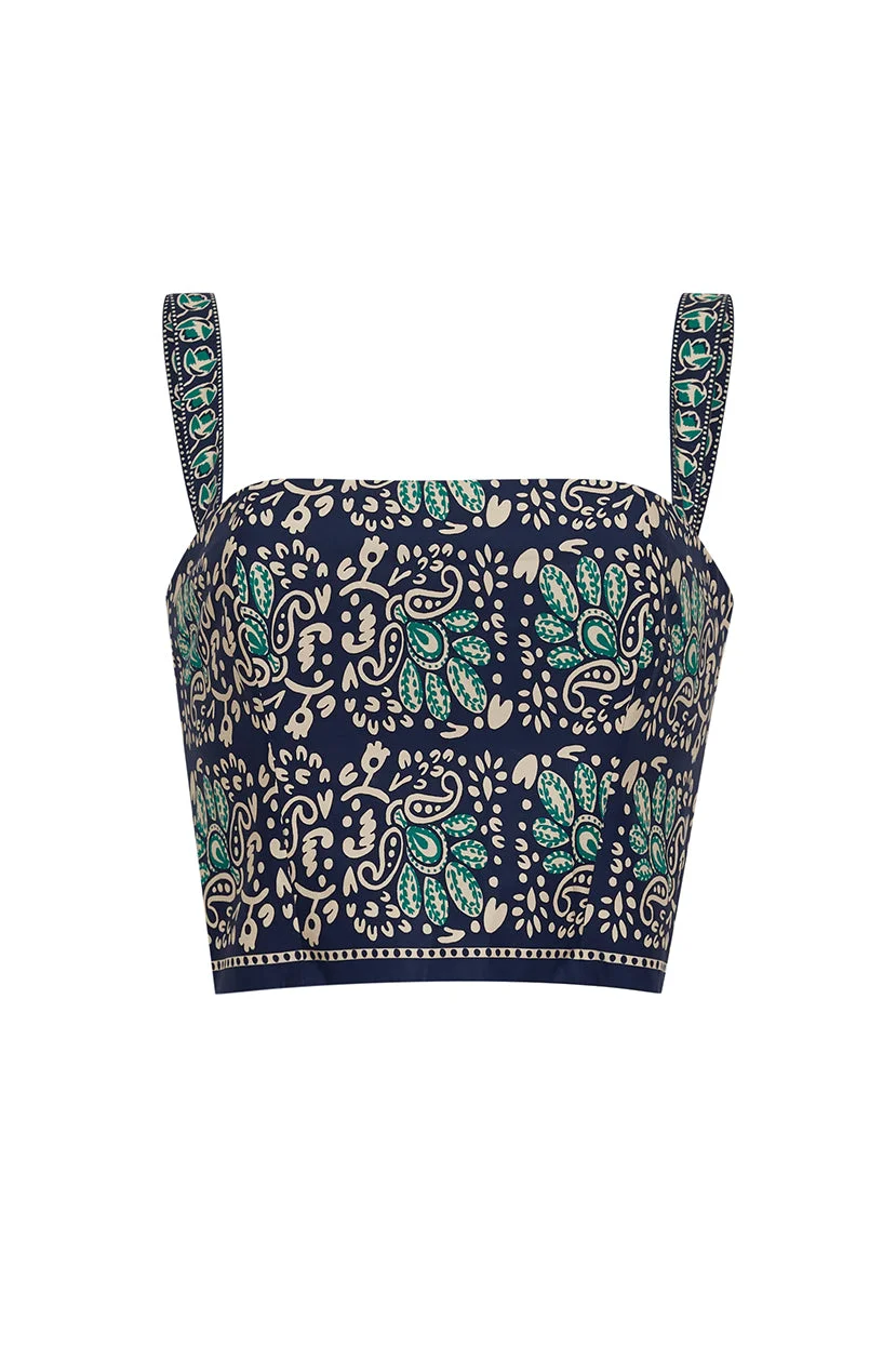 Helena Top
Perfect Blend of Timeless Style and Modern Charm - 1