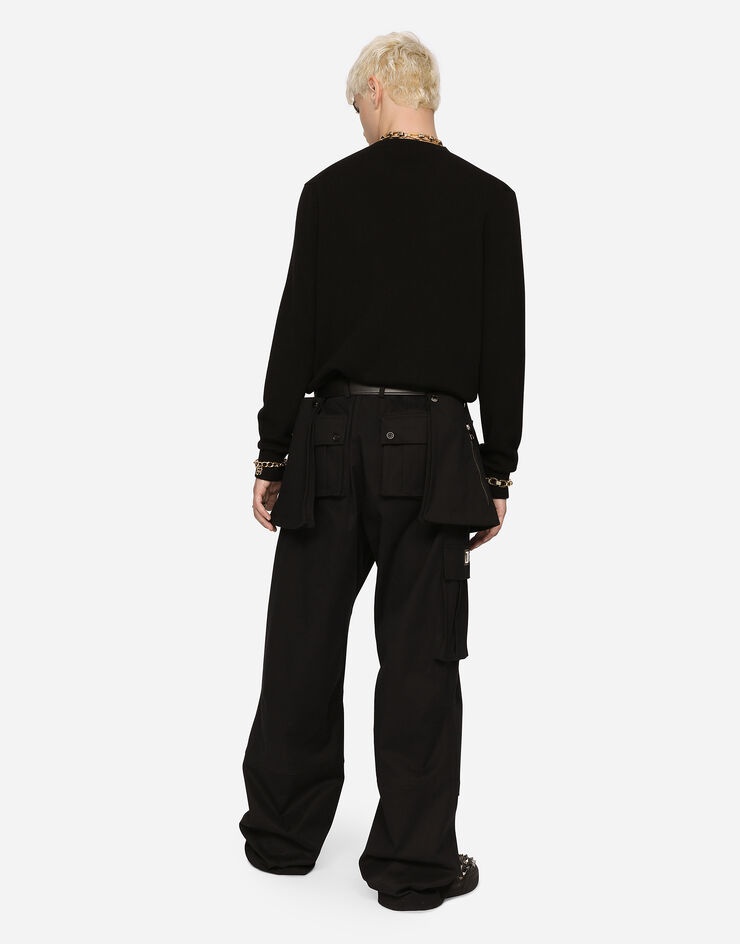 Round-neck cashmere sweater with DG logo and studs - 3