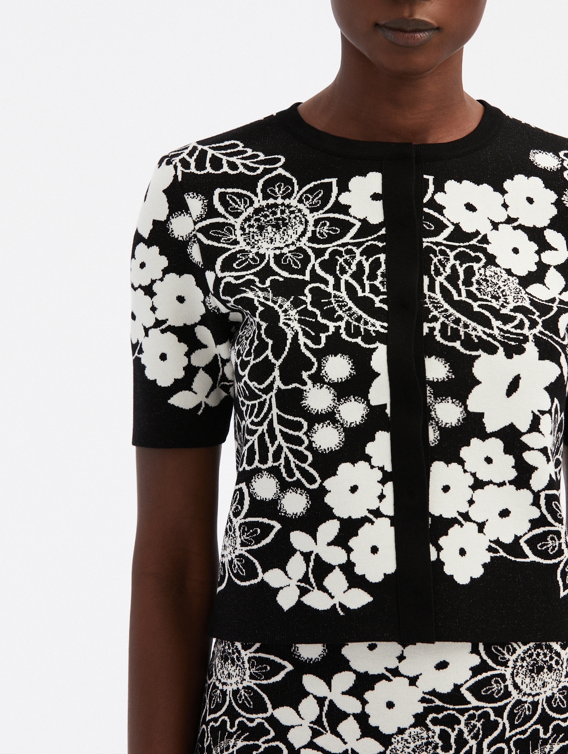 MIXED BOTANICAL JACQUARD CARDIGAN - 5