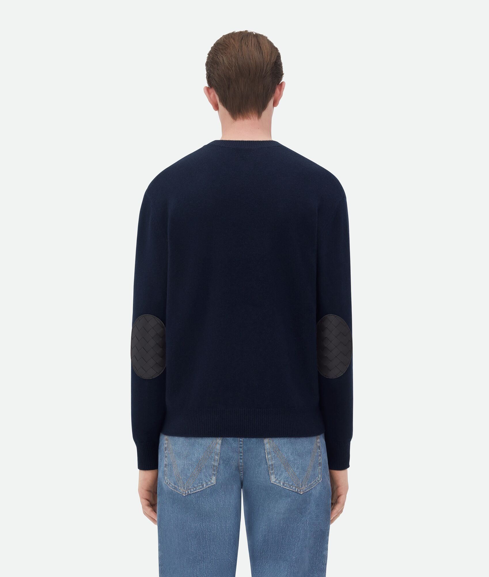Cashmere Jumper With Intrecciato Leather Patches - 3