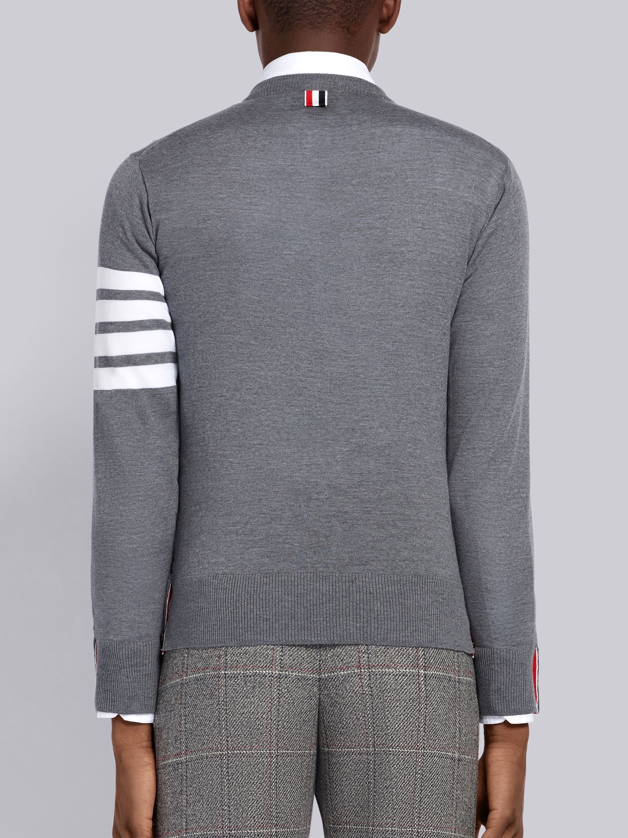 Medium Grey Finemerino Wool 4-bar V-neck Pullover - 3