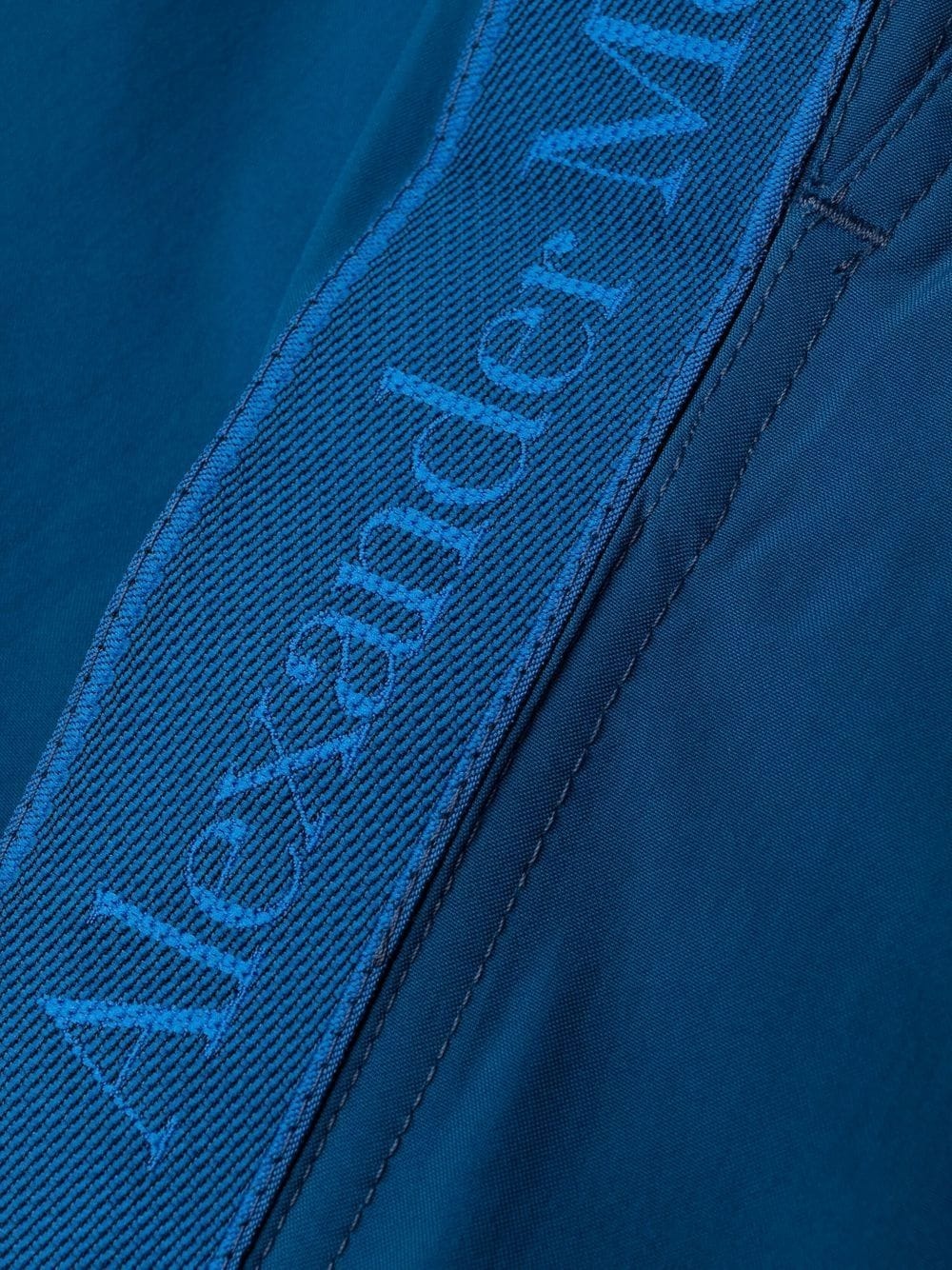 logo-tape straight-leg shorts - 3