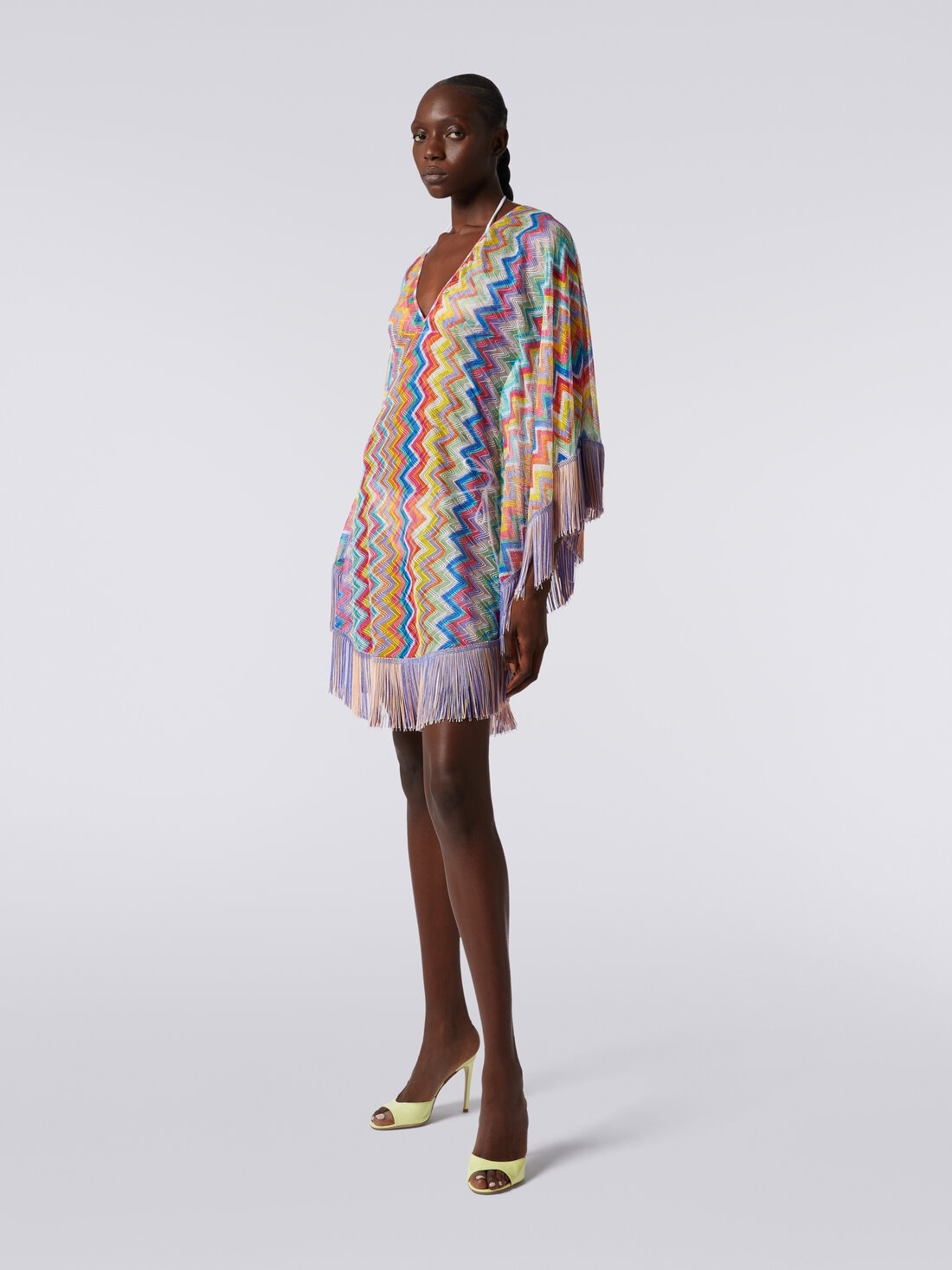 Short cover-up kaftan with zigzag print and fringes - 3