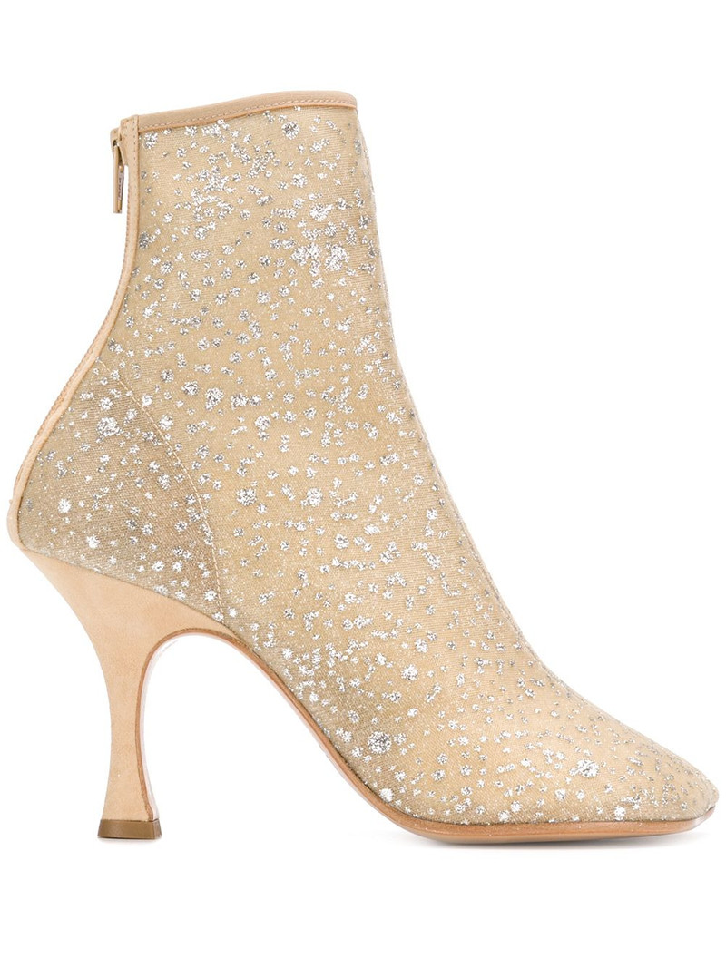 toe-shaped ankle boots 1
