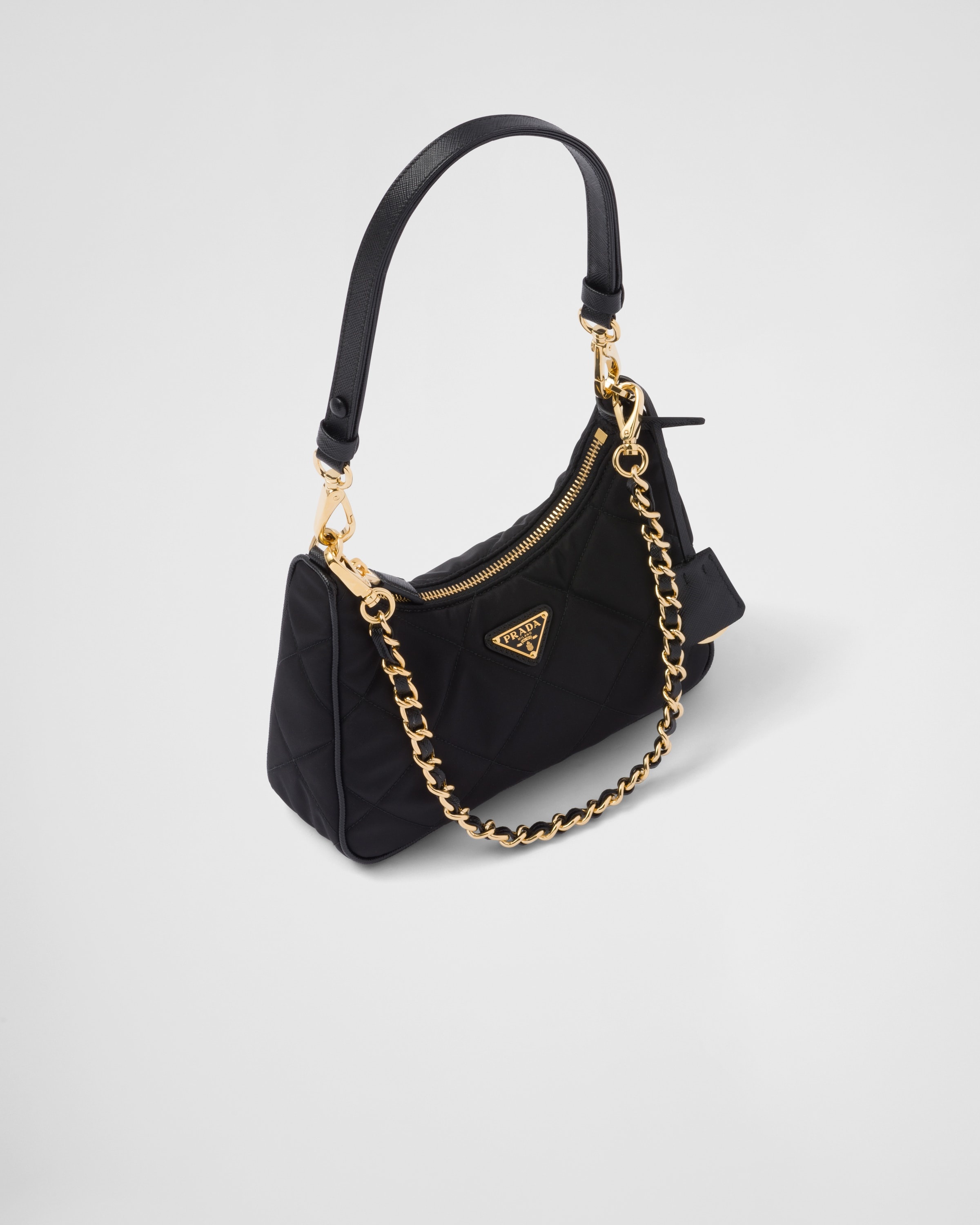 ☆人気☆【PRADA】☆Re-Edition 1995 チェーン ミニバッ.グ☆ Prada Re-Edition 1995 Chain Mini Bag - Black • Price »
