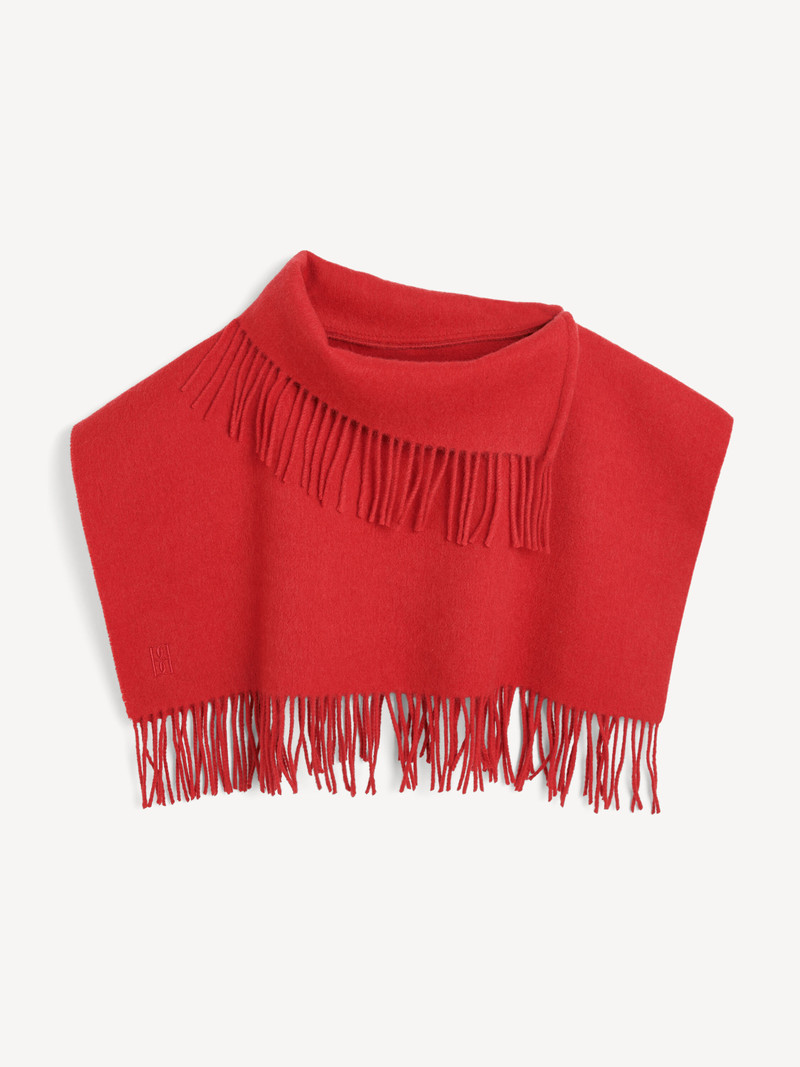 Turtla wool fringe bib 1