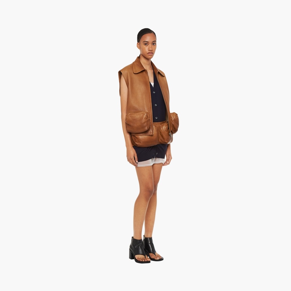 Wool sweater vest - 4