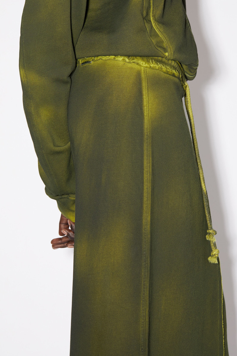 Dyed fleece skirt - Acid yellow 5