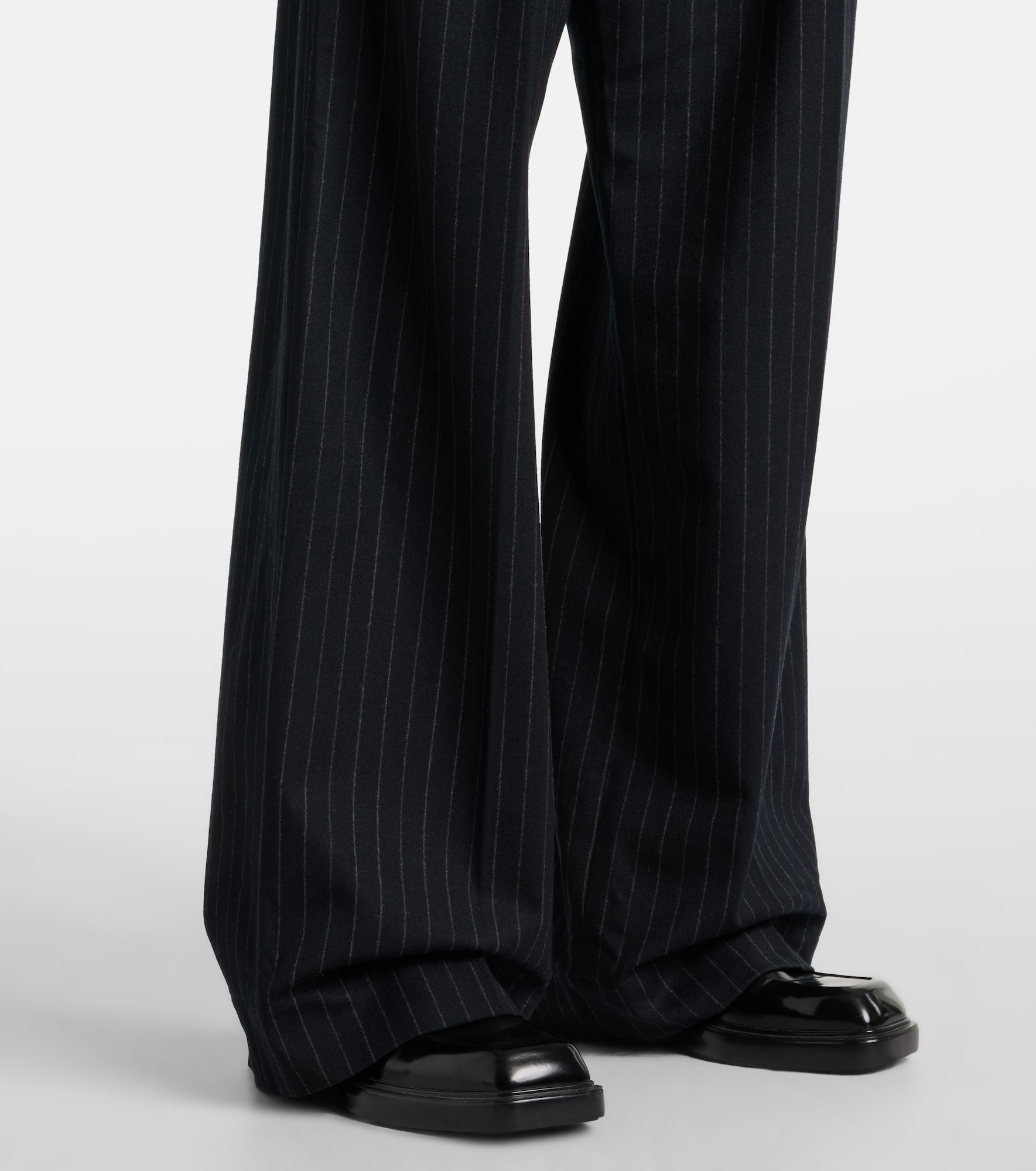 Pinstripe wool-blend wide-leg pants - 5