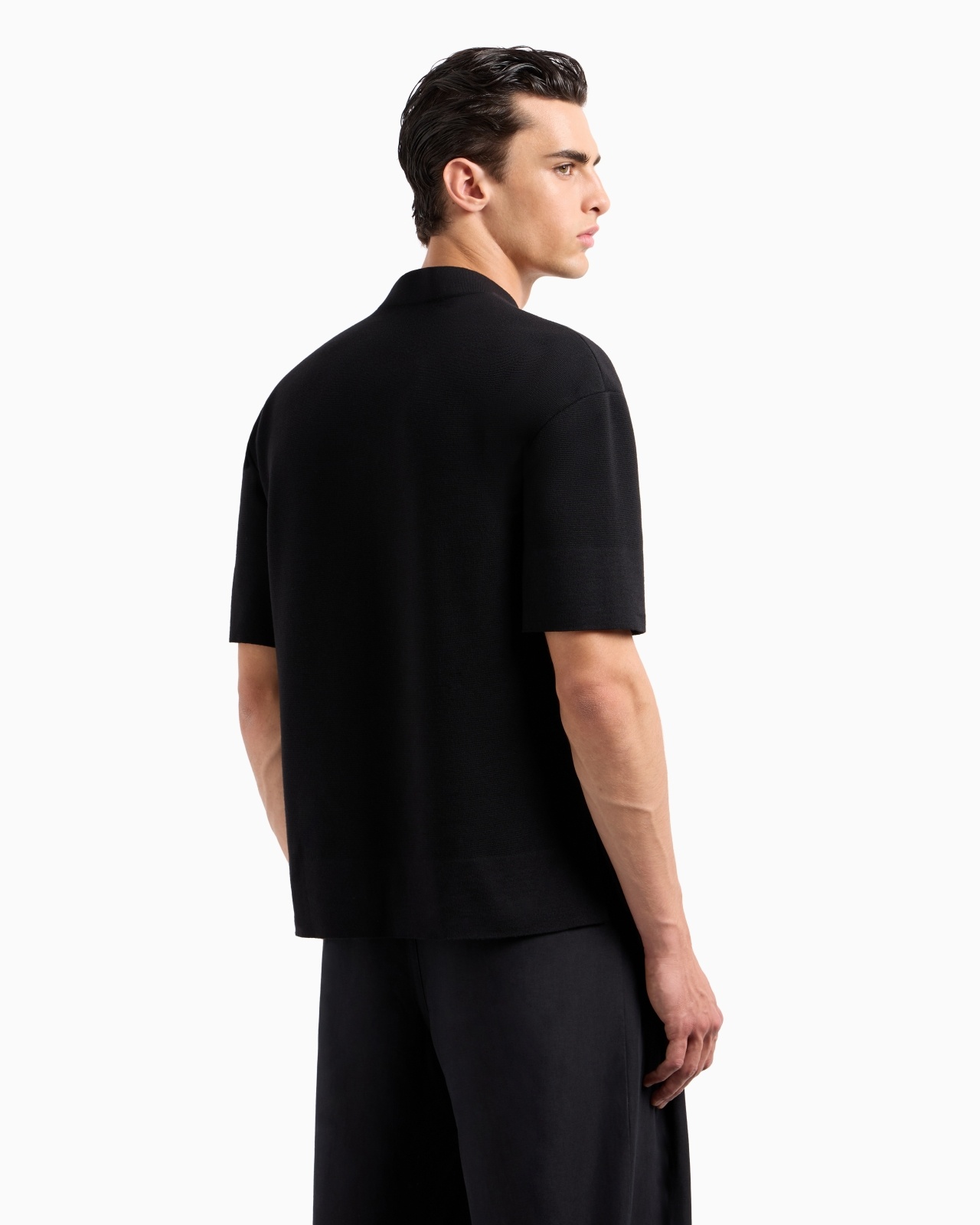 SHORT-SLEEVED V-NECK JUMPER IN VIRGIN WOOL - 3