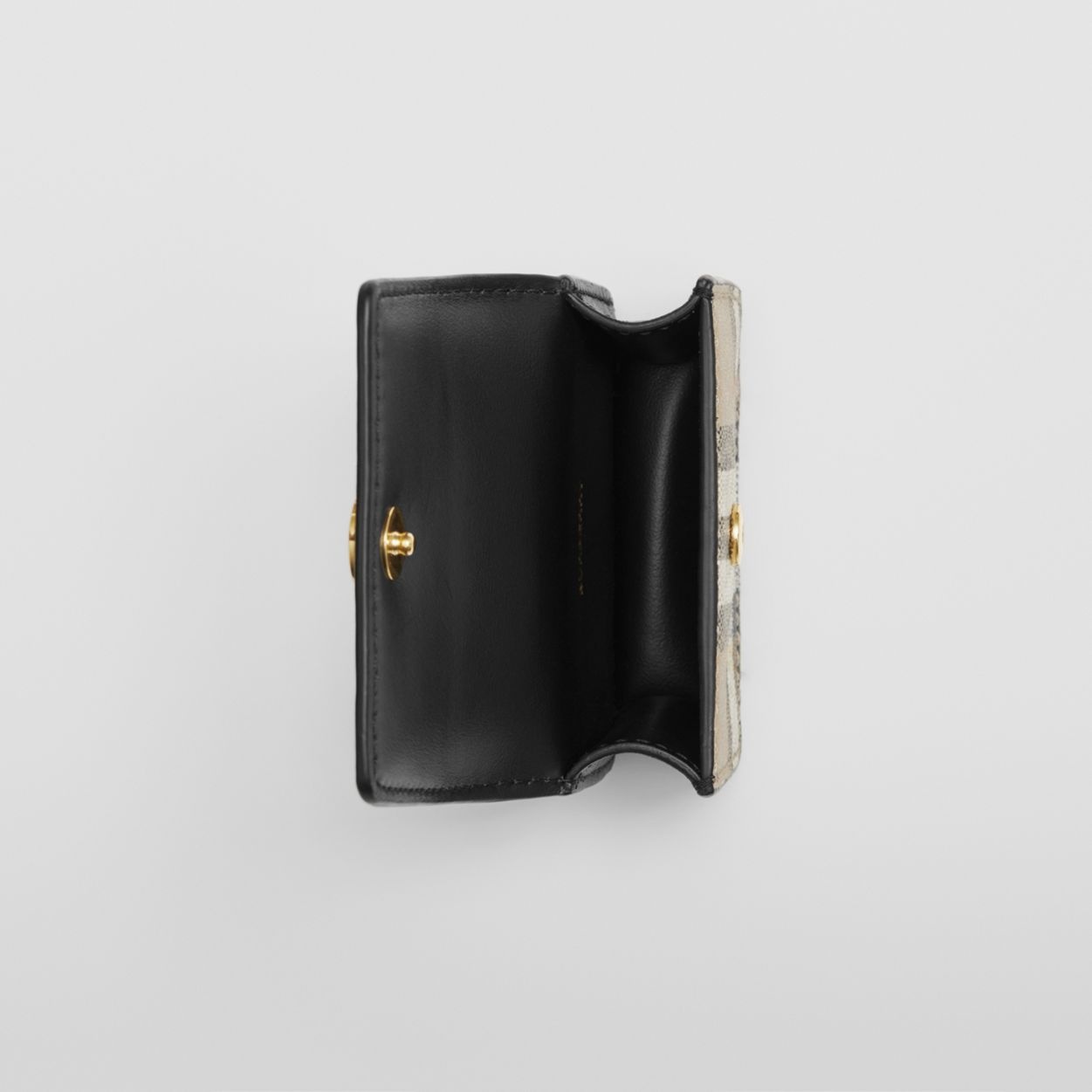 Check and Leather AirPods Pro Case - 4