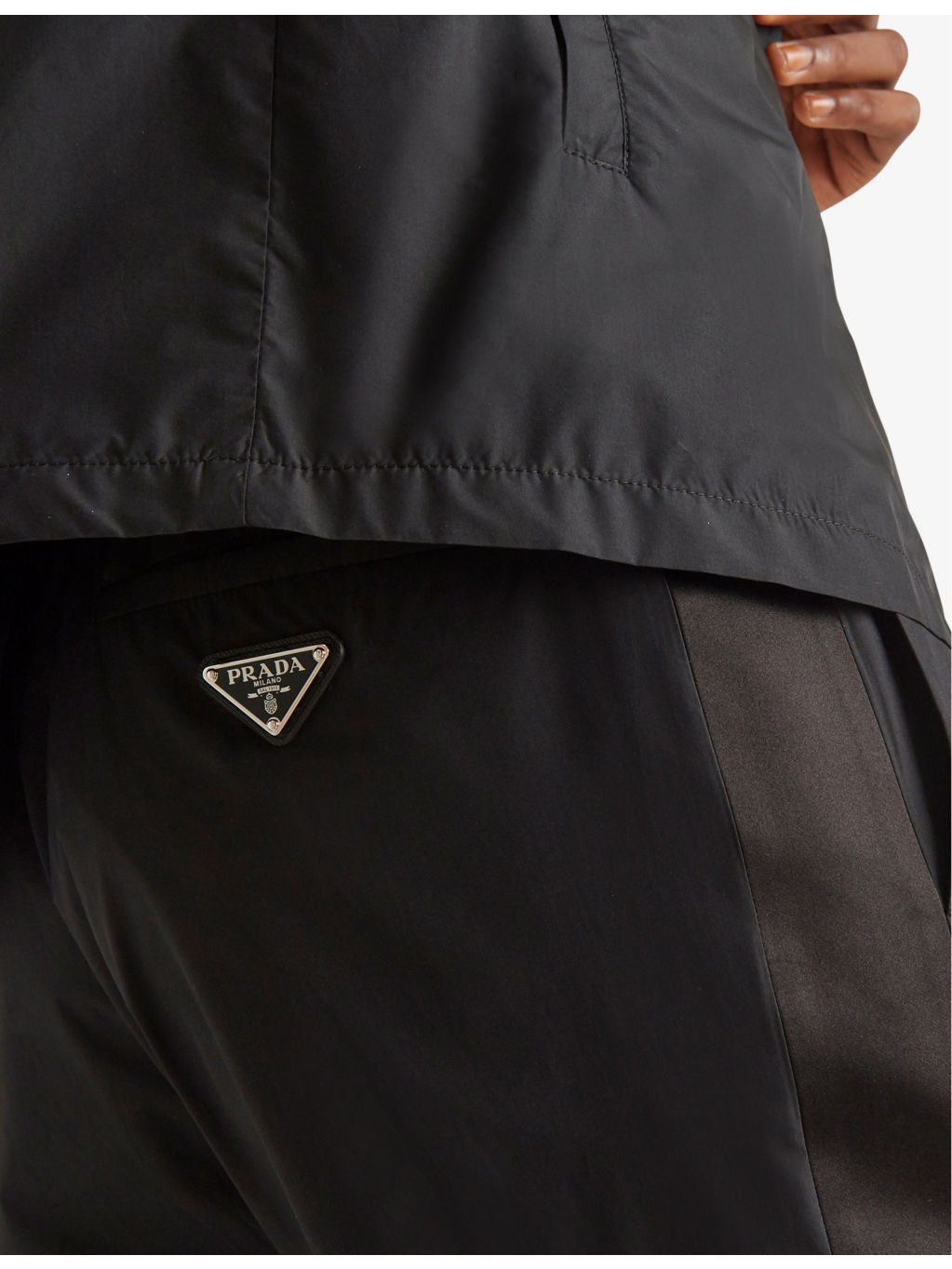 Brand-plaque slim-fit silk-blend jogging bottoms - 5