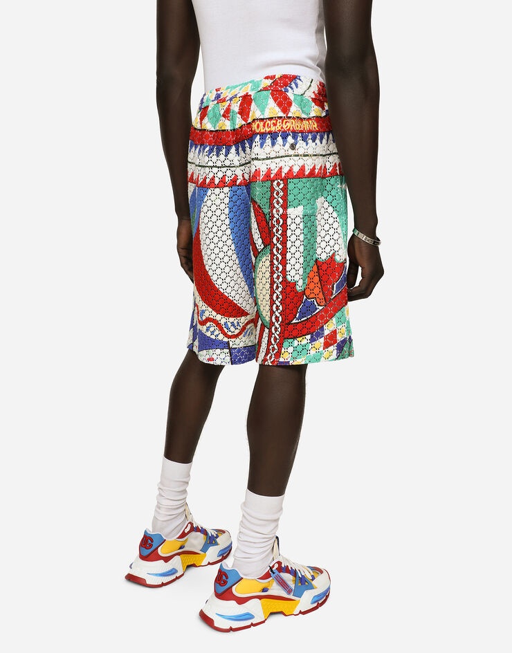 Crochet jogging shorts with carretto print - 4
