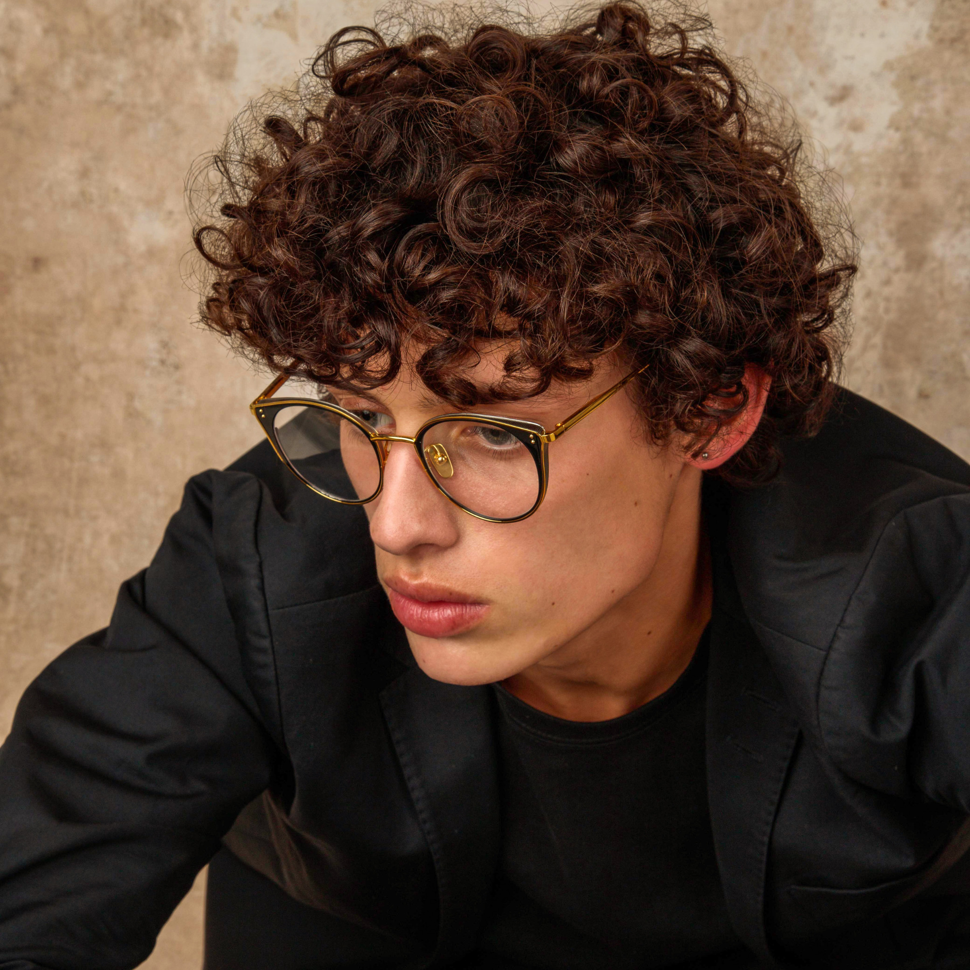 MEN'S NEUSA OVAL OPTICAL FRAME IN YELLOW GOLD - 2