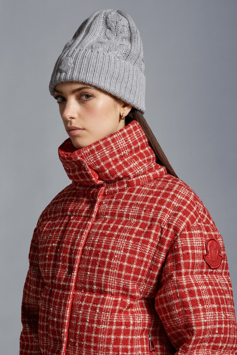 Moncler Cable Knit Cashmere Beanie outlook