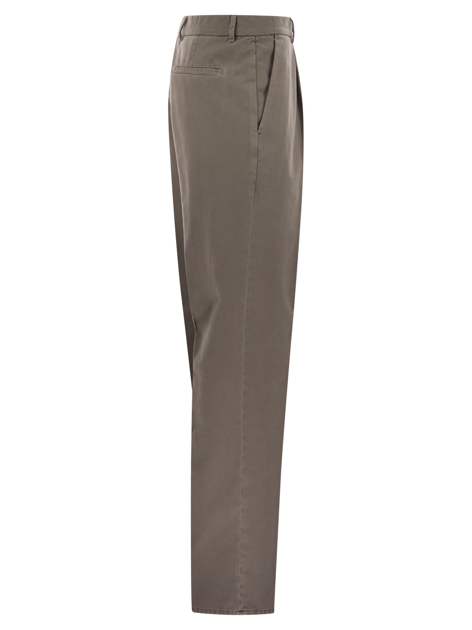 Brunello Cucinelli Men Leisure Fit Trousers In Garment-Dyed Cotton Velvet With Darts - 3