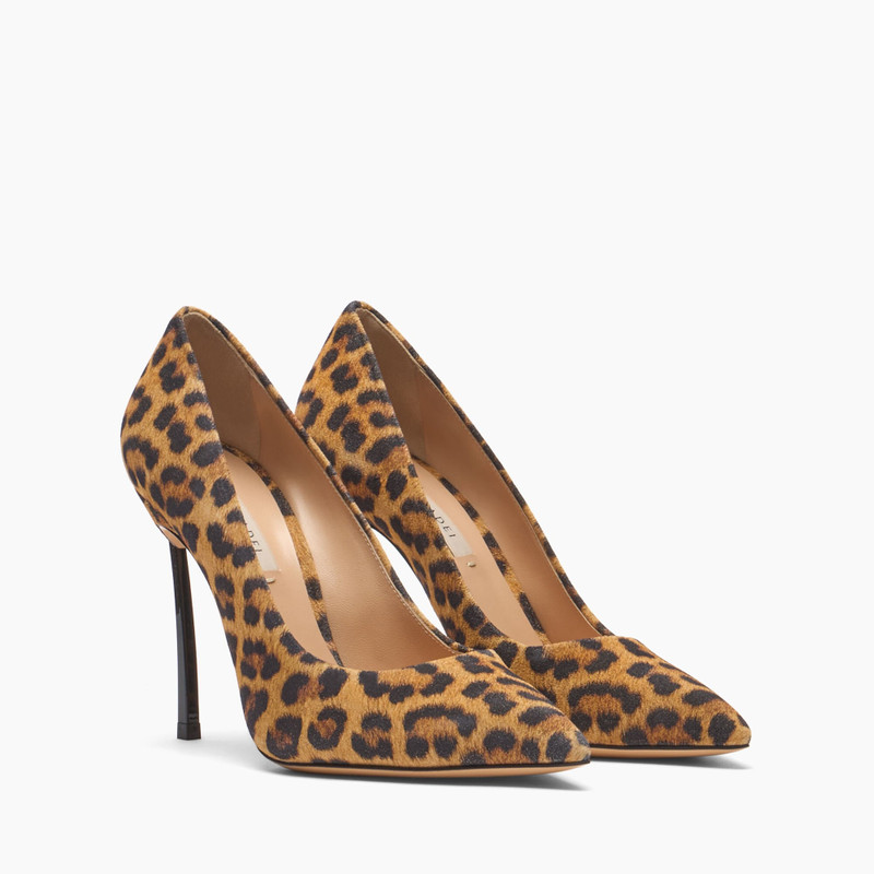 CASADEI Malesia Blade Pumps outlook