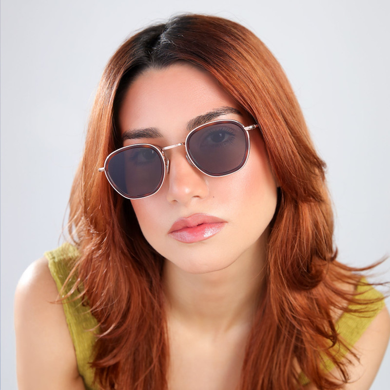 illesteva Prince Tate Sunglasses outlook