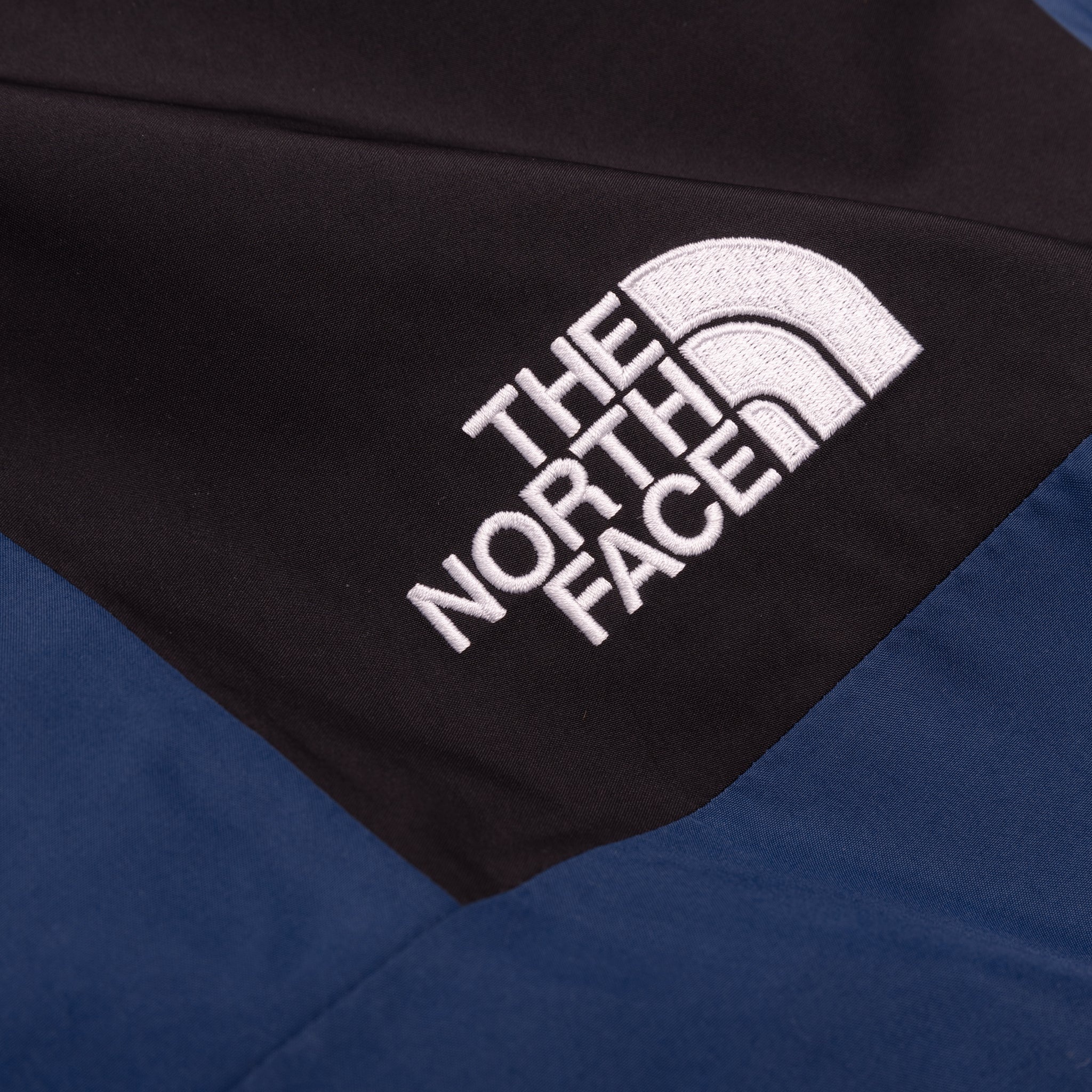 GORE-TEX MOUNTAIN JACKET - 9