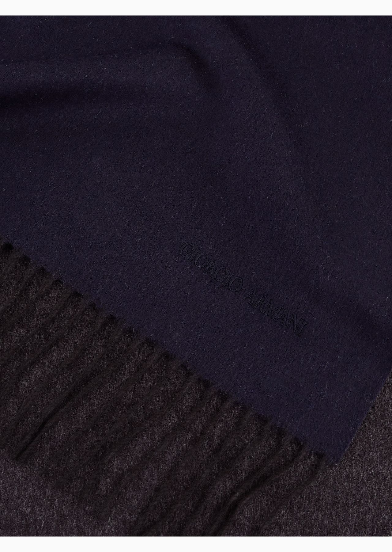 Two-tone wool and silk scarf - 2