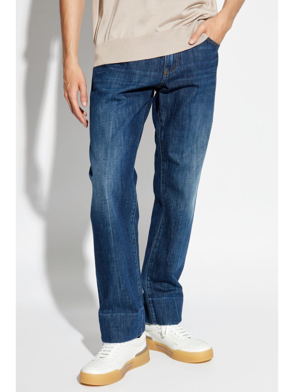 logo-plaque straight-leg jeans - 3
