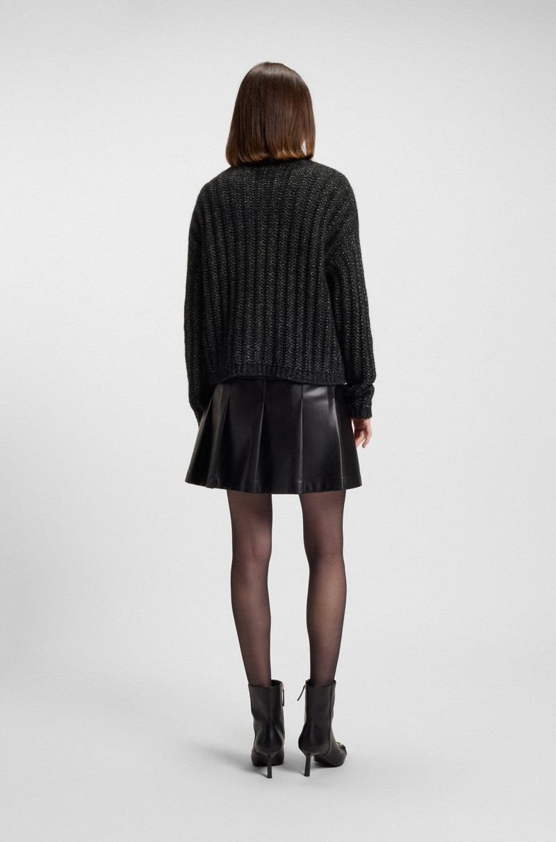 KNITTED SWEATER WITH RIBBED STRUCTURE 4