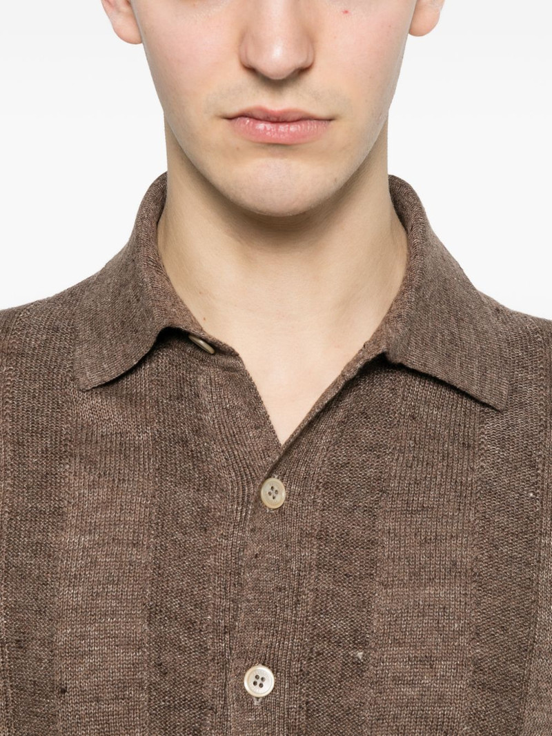 button shirt 4