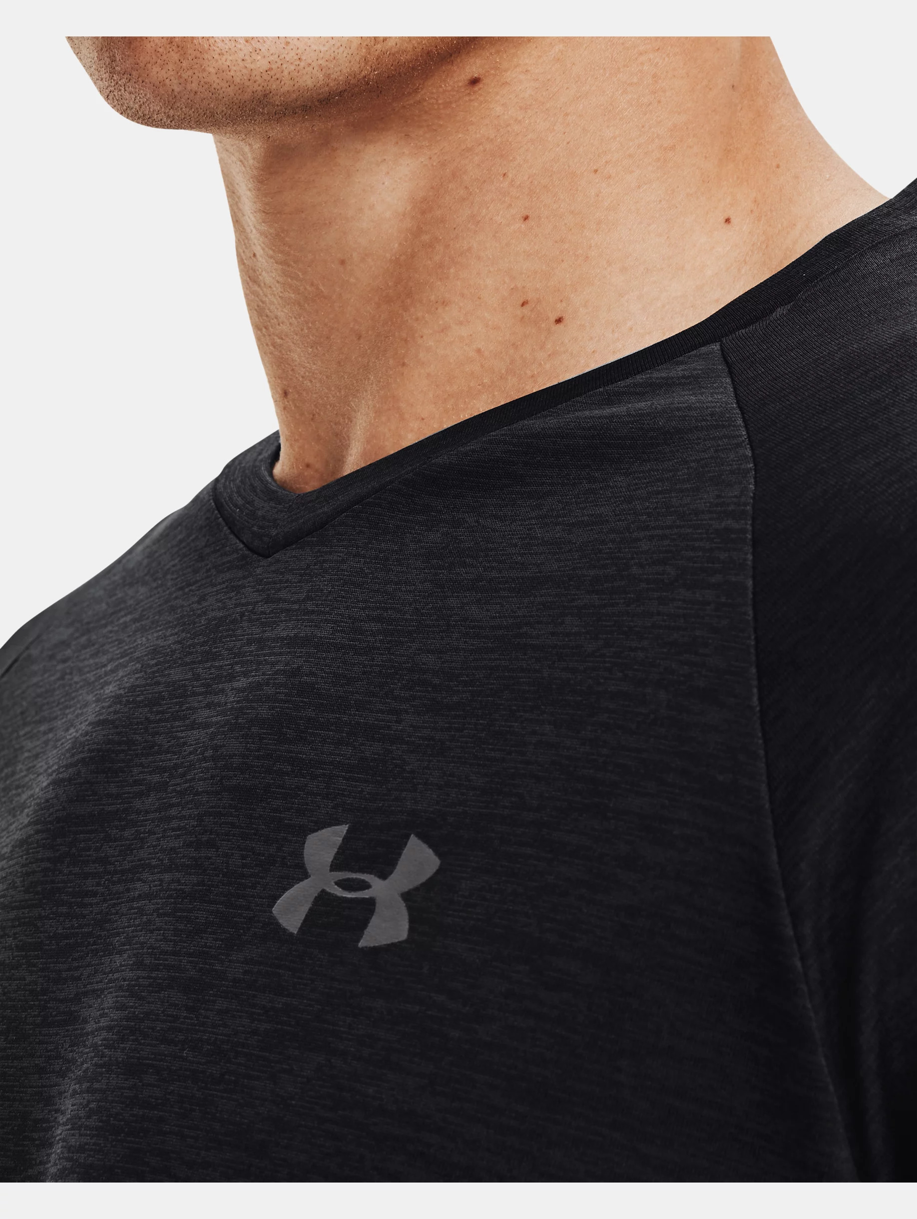 Men's UA Tech™ V-Neck Short Sleeve - 6