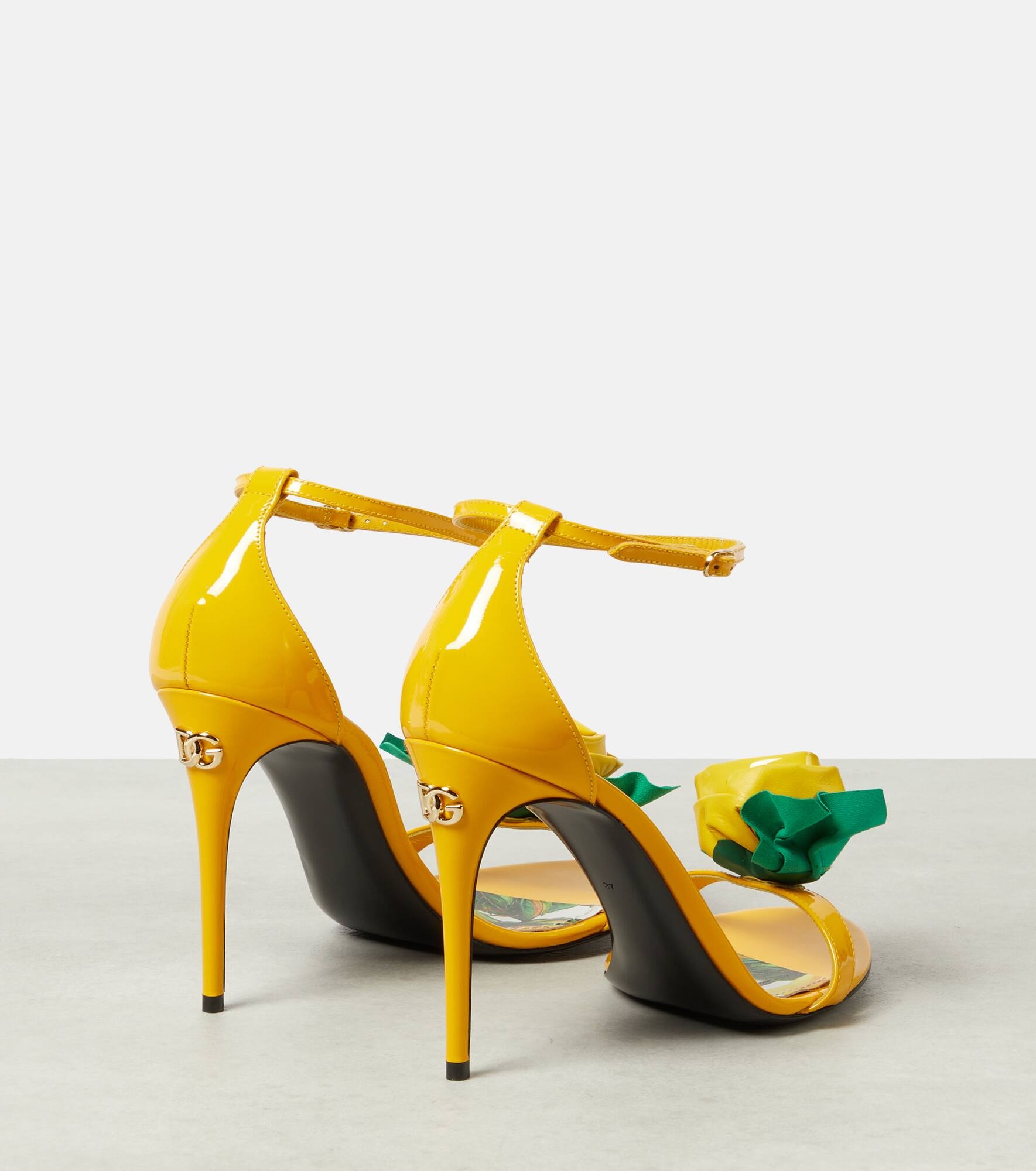 Floral-appliqué patent leather sandals - 3