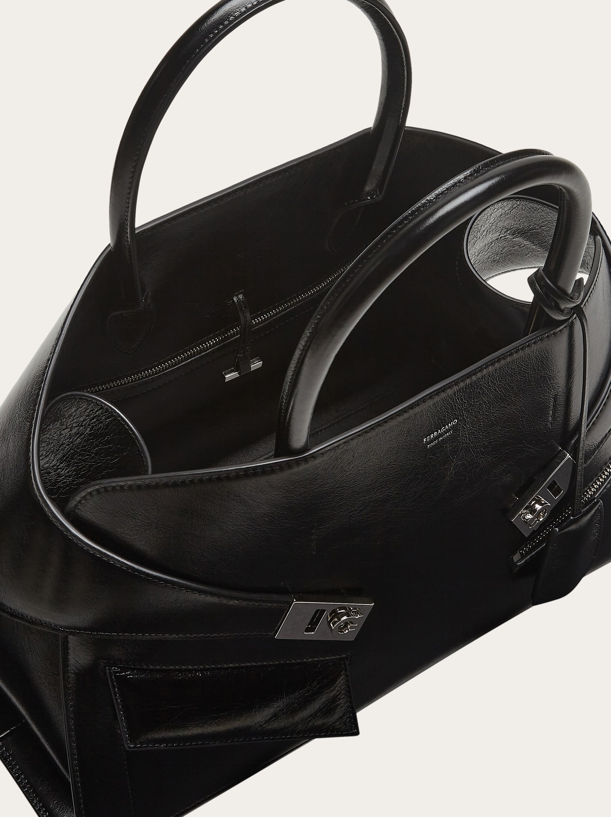 Hug handbag (M) - 6