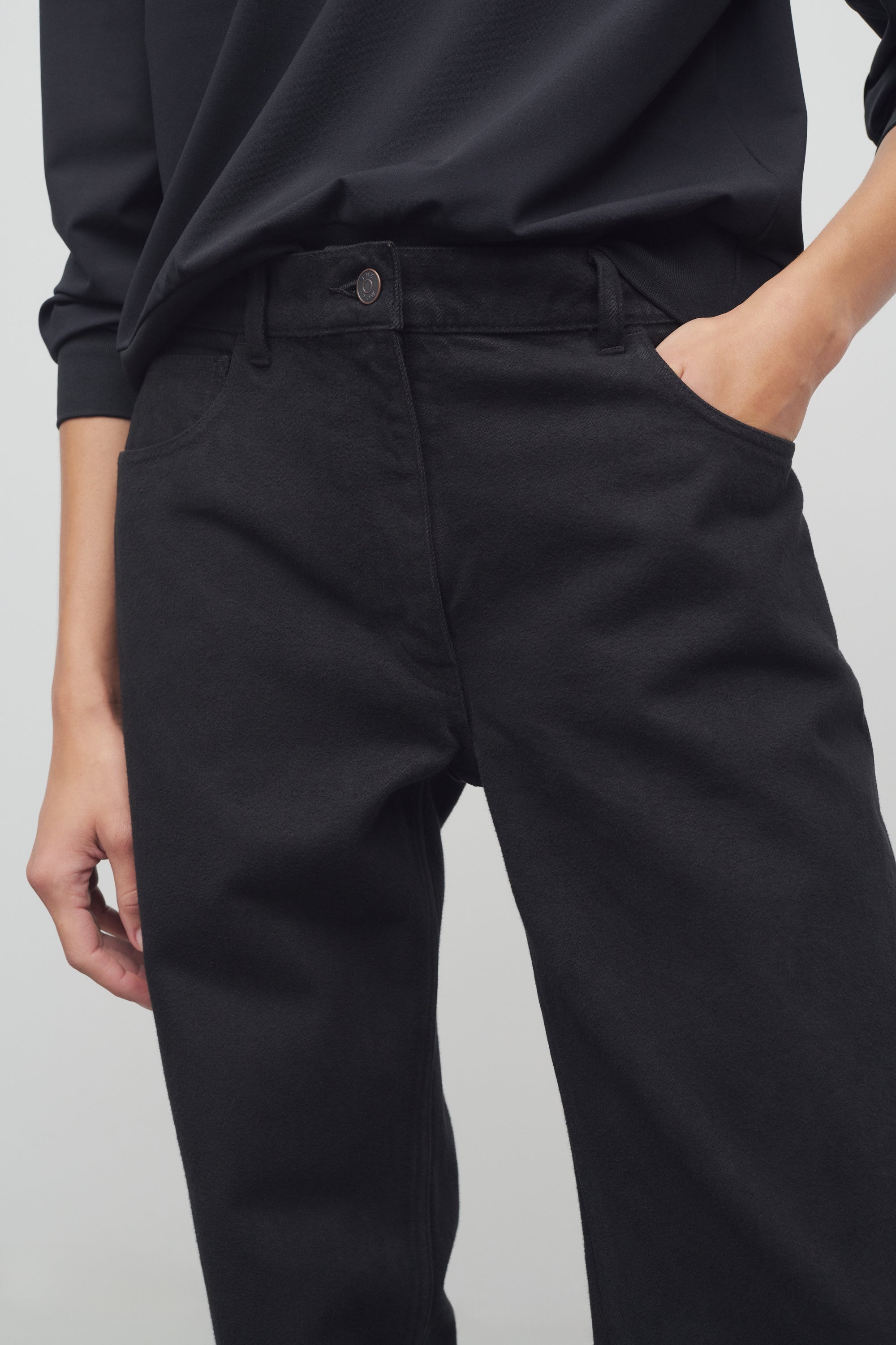 【関税込み】The Row ブラック Bercy ジーンズ The Row Bercy Jeans in Black | FWRD
