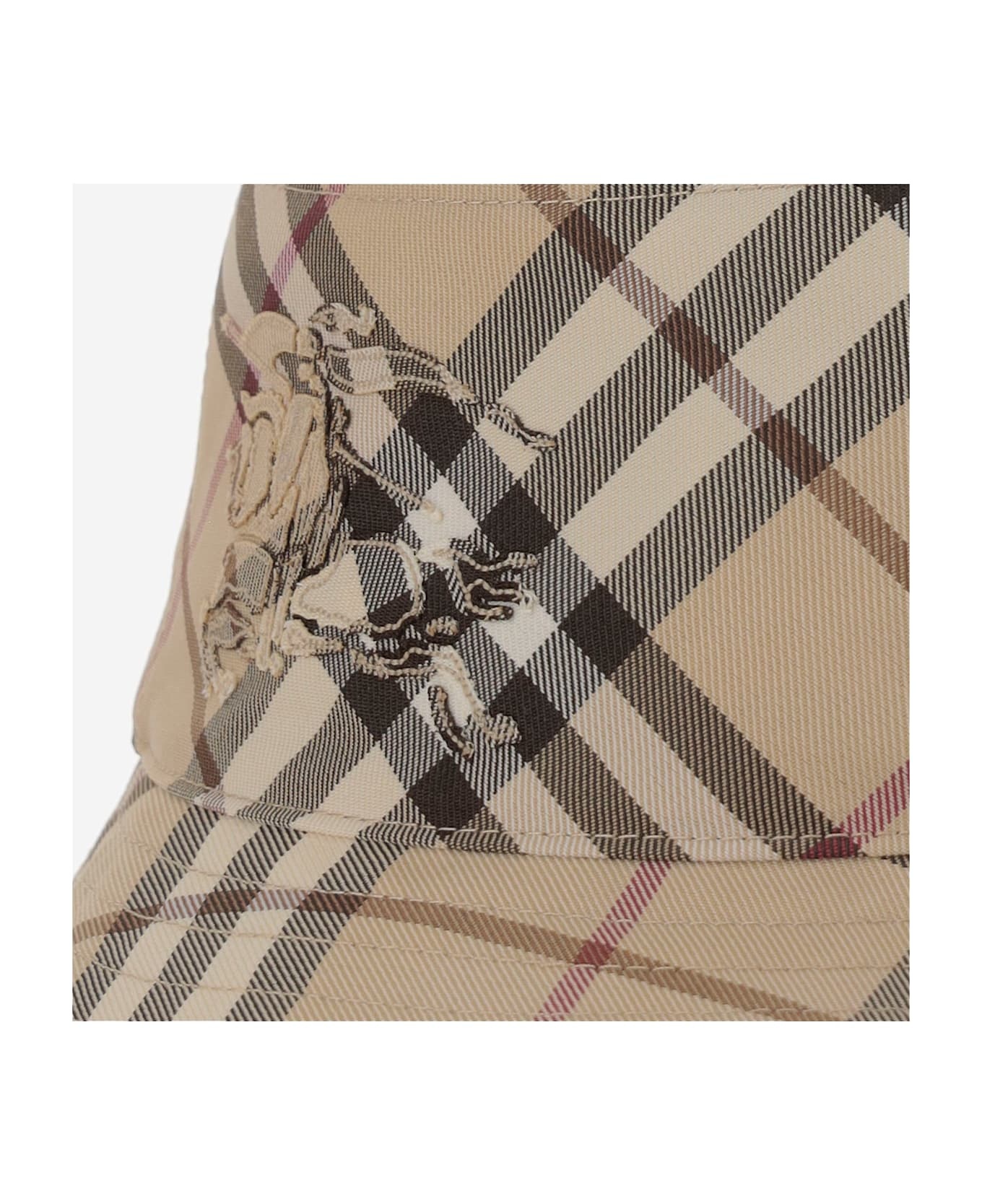 Bucket Hat With Check Pattern - 4