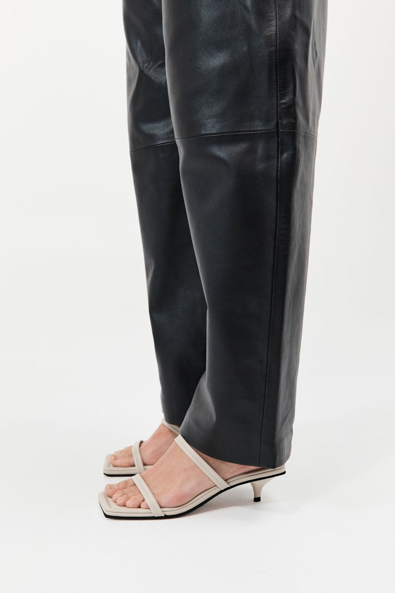 Fine Strap Kitten Heel - Creme 4