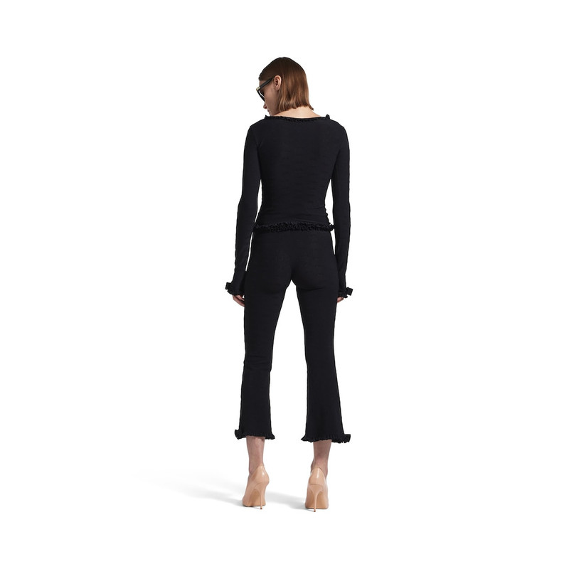Women's Flared Capri Pants in Black 4