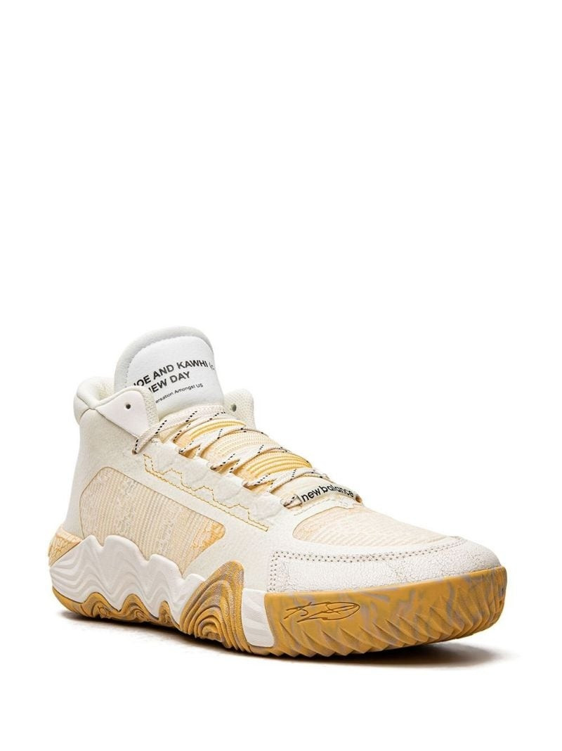 New Balance x Kawhi Leonard 2 sneakers outlook