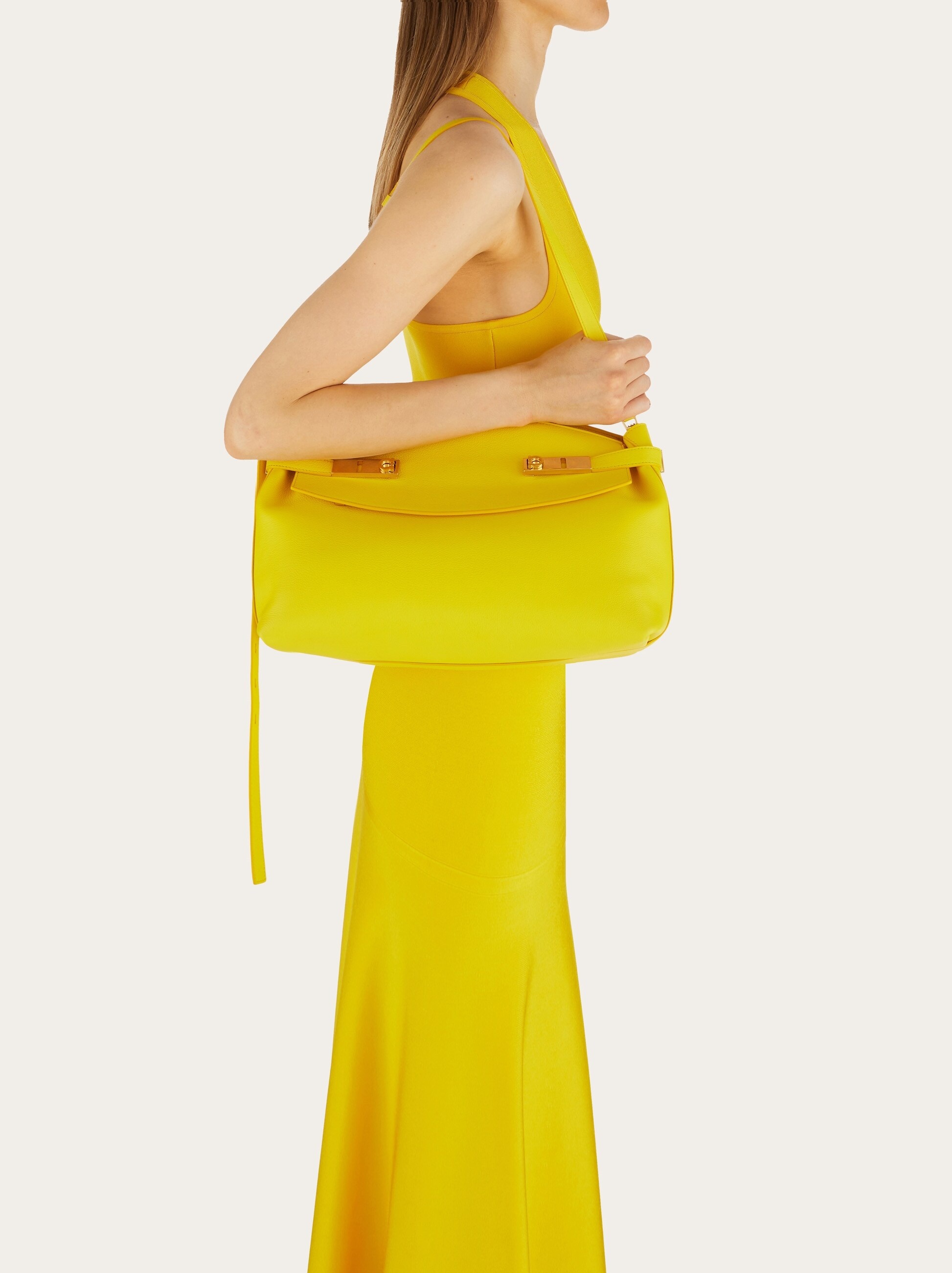 Hug shoulder bag - 9
