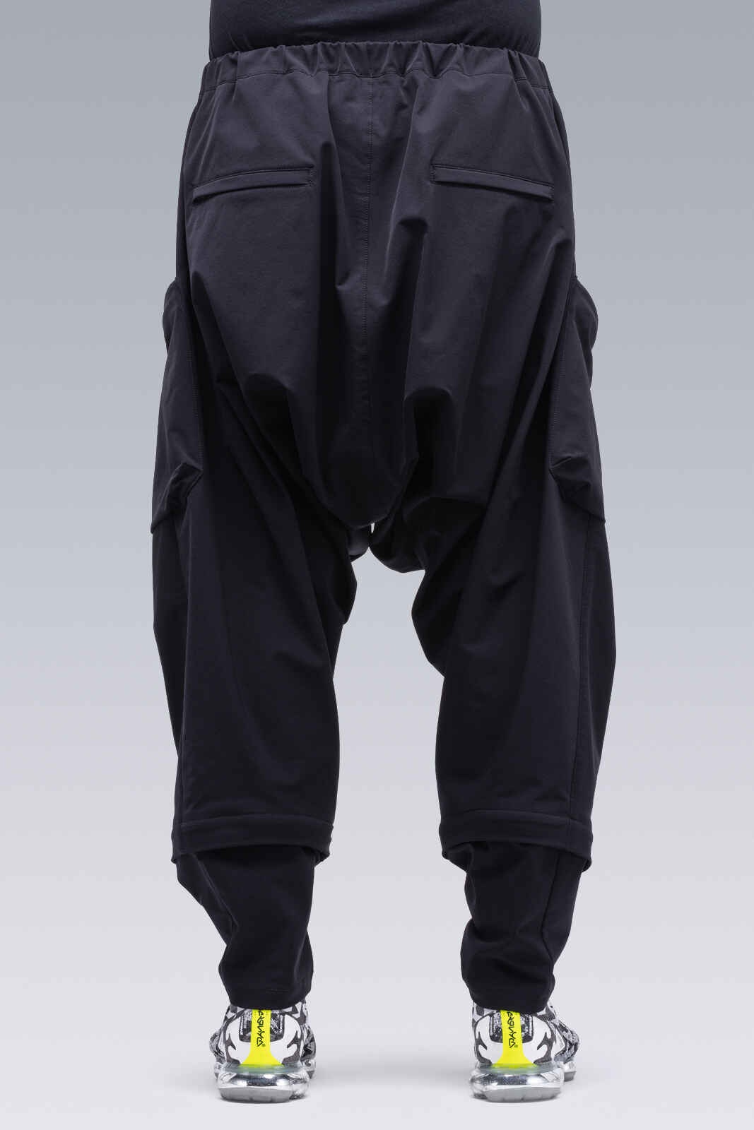 P30A-DS schoeller® Dryskin™ Ultrawide Drawcord Cargo Trouser Black - 19