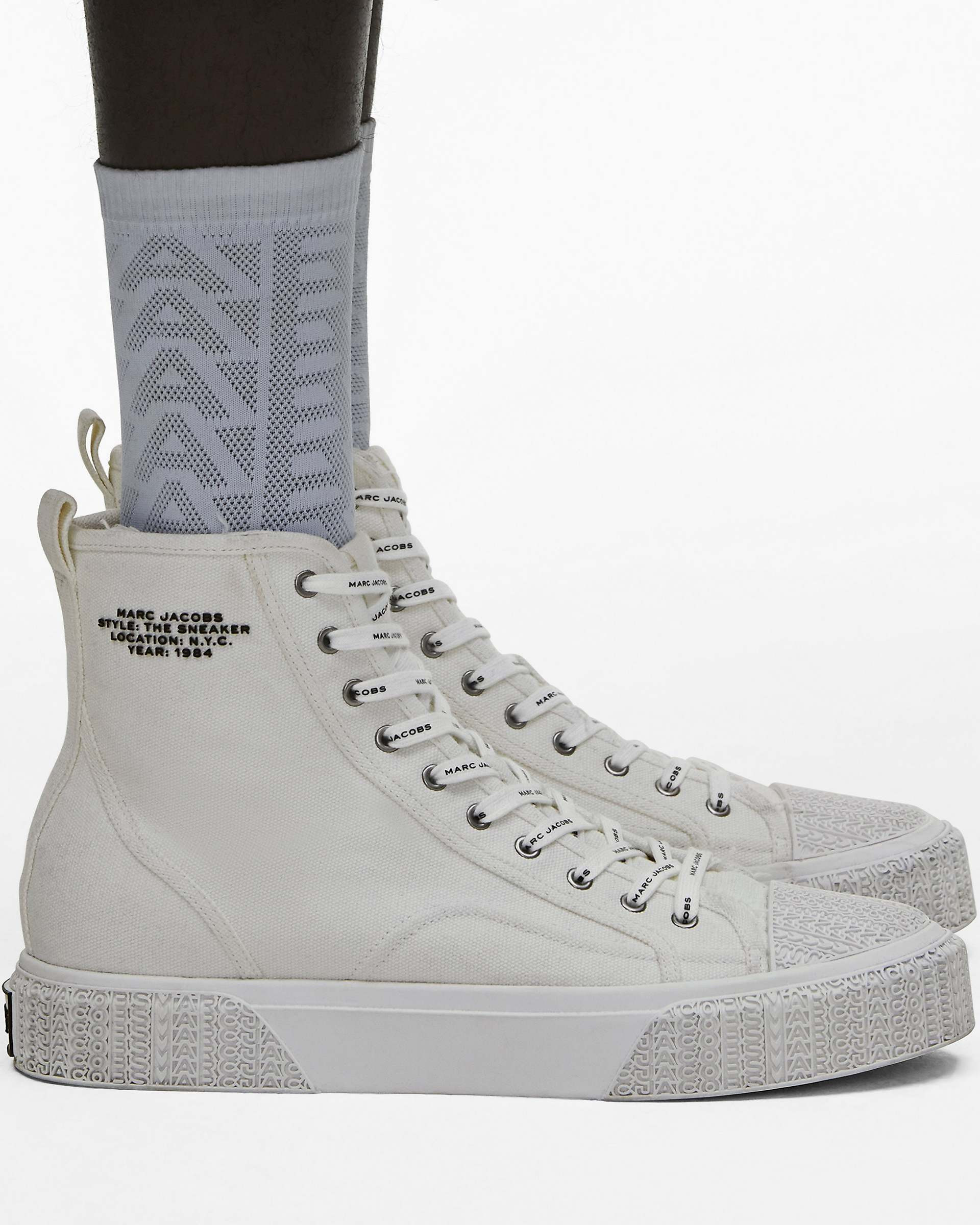 THE HIGH TOP SNEAKER - 10